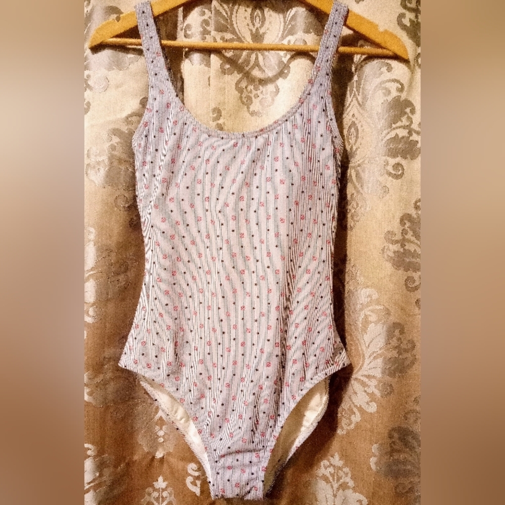 Tommy Hilfiger Swimsuit One Piece Stars & Anchors Size 8